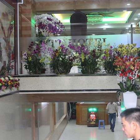 Hotel MTT Ho Chi Minh-stad Buitenkant foto