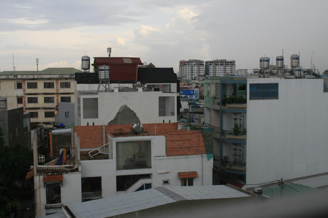 Hotel MTT Ho Chi Minh-stad Buitenkant foto